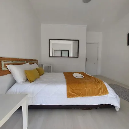 Pensjonat Aveiro Home