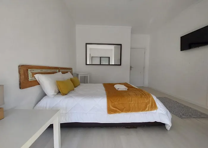 Guest house Aveiro Home